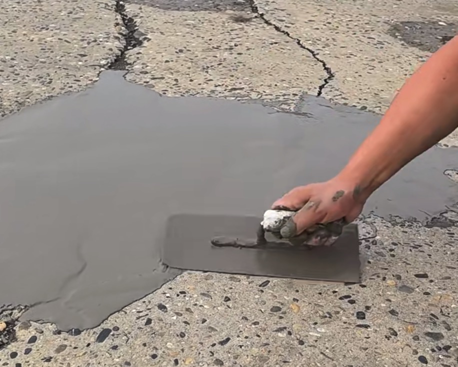 上犹CGM 高效薄层道路修补料（CGM 道路抢修料）